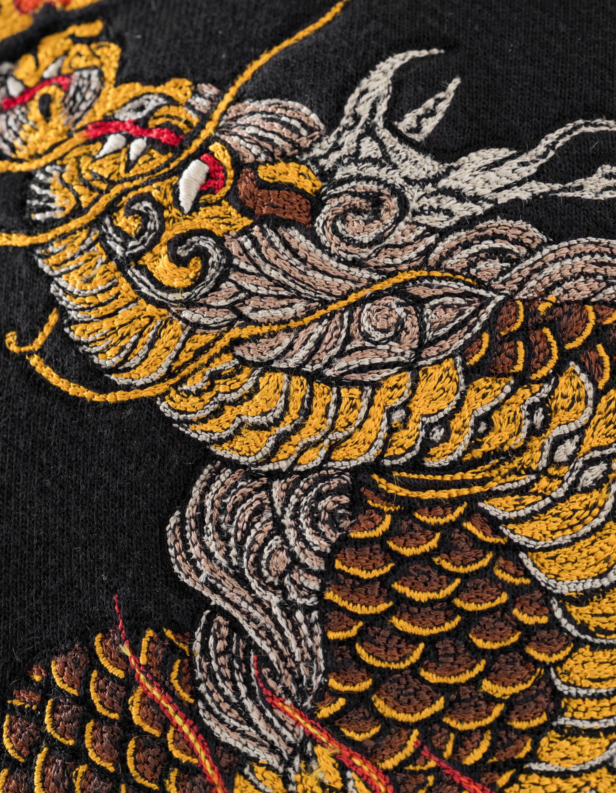 7235 Fire Kirin Tour Monk Crew Sweat Black - Image 6