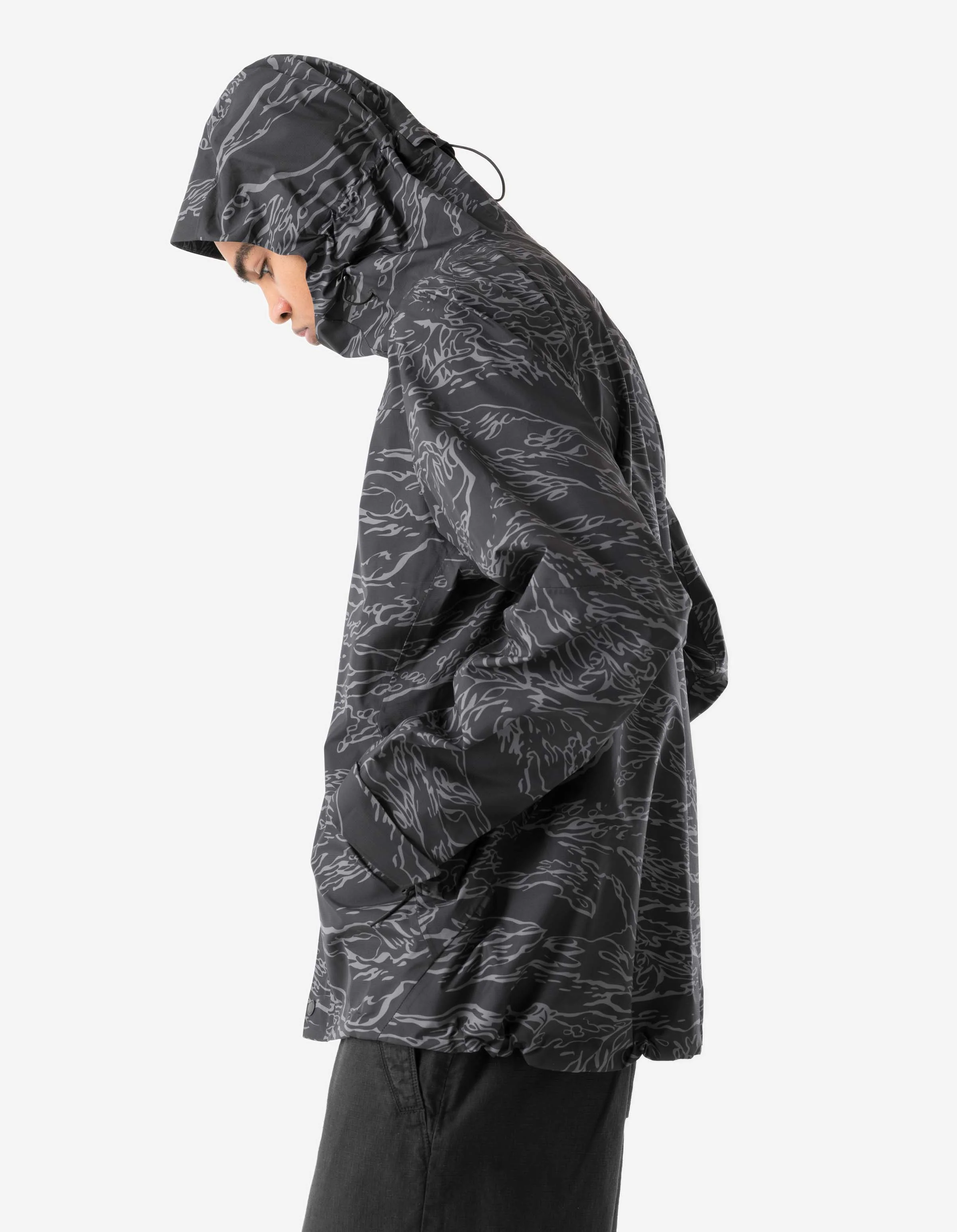 7274 Bonsai Tigerstripe Asym Parka Subdued Night - Image 3